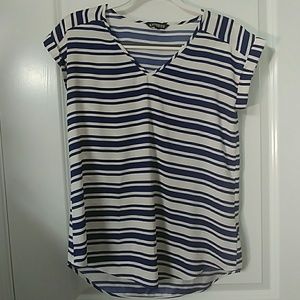 Striped Express V-neck